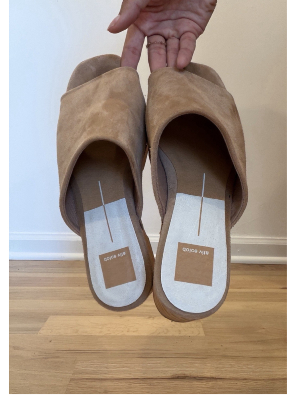 Women’s Beige Suede Slide Clog Sandals Wood Platform Studded 8 - Picture 5 of 6